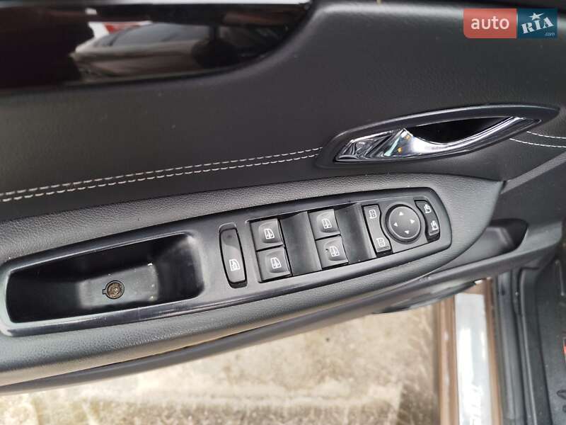 Минивэн Renault Scenic 2012 в Дрогобыче