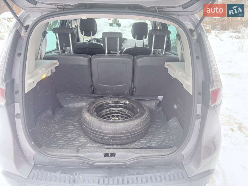 Минивэн Renault Scenic 2012 в Ромнах