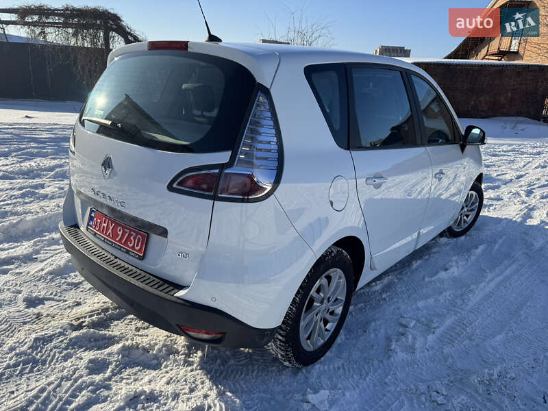 Минивэн Renault Scenic 2015 в Виннице