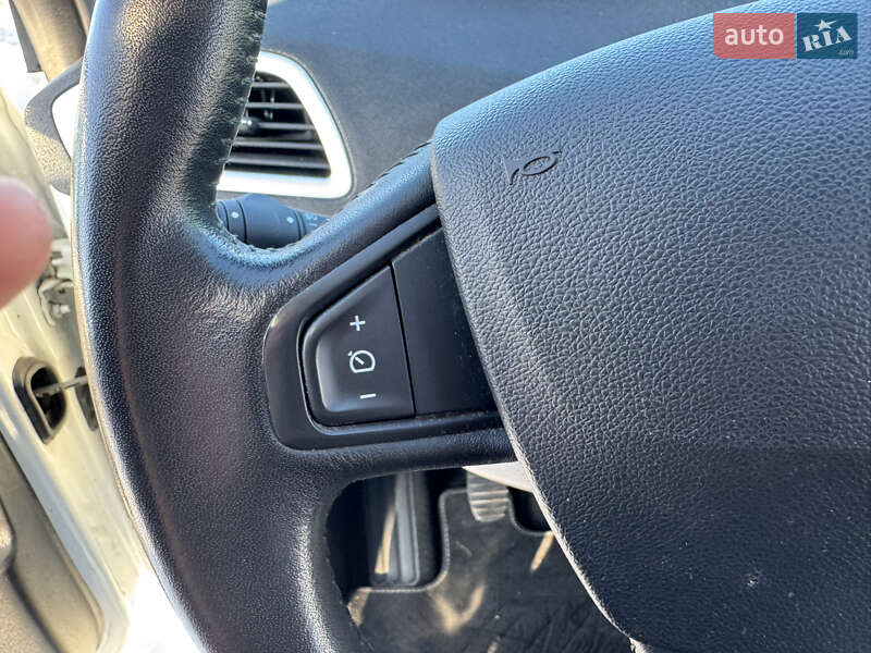 Минивэн Renault Scenic 2015 в Виннице