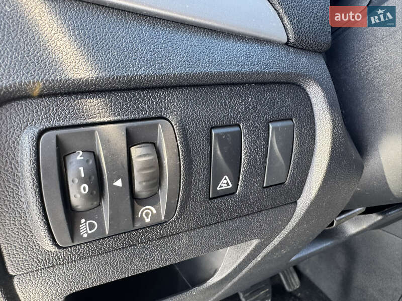 Минивэн Renault Scenic 2015 в Виннице