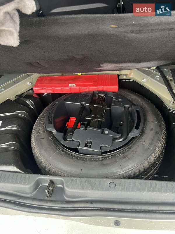 Минивэн Renault Scenic 2007 в Луцке