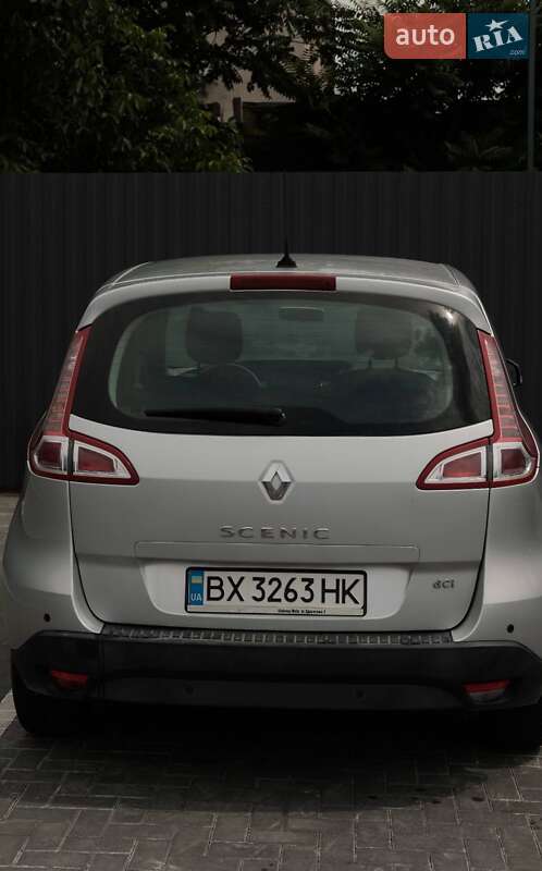 Минивэн Renault Scenic 2011 в Каменец-Подольском