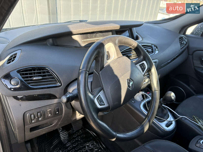 Минивэн Renault Scenic 2013 в Луцке фото 5 Минивэн Renault Scenic 2013 в Луцке