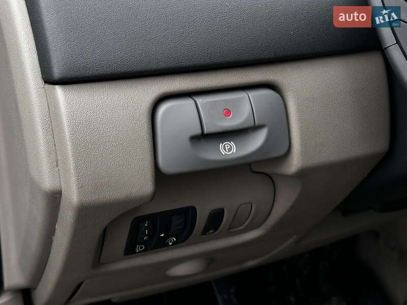 Минивэн Renault Scenic 2005 в Львове фото 12 Минивэн Renault Scenic 2005 в Львове