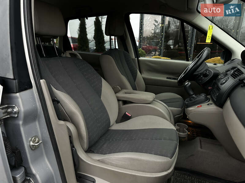 Минивэн Renault Scenic 2005 в Львове фото 27 Минивэн Renault Scenic 2005 в Львове