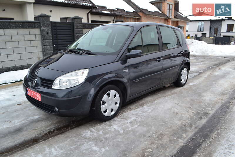 Минивэн Renault Scenic 2006 в Ровно