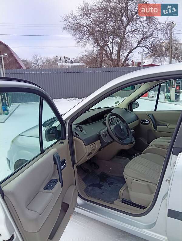 Минивэн Renault Scenic 2004 в Полтаве