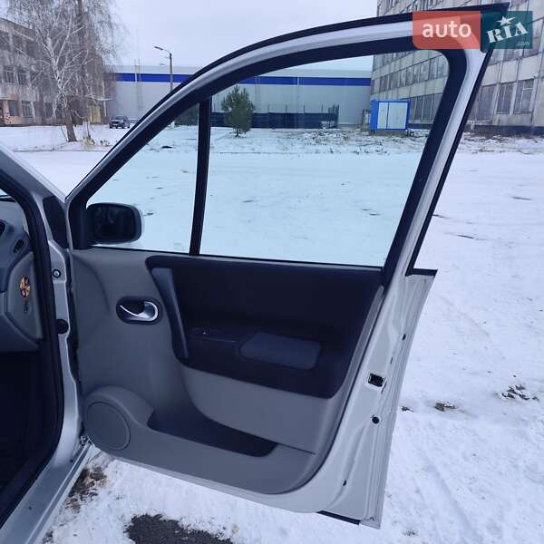 Минивэн Renault Scenic 2007 в Белой Церкви фото 24 Минивэн Renault Scenic 2007 в Белой Церкви