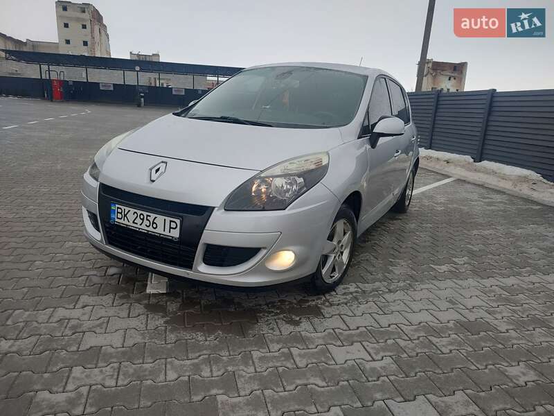 Renault Scenic 2011 Renault Scenic 2011