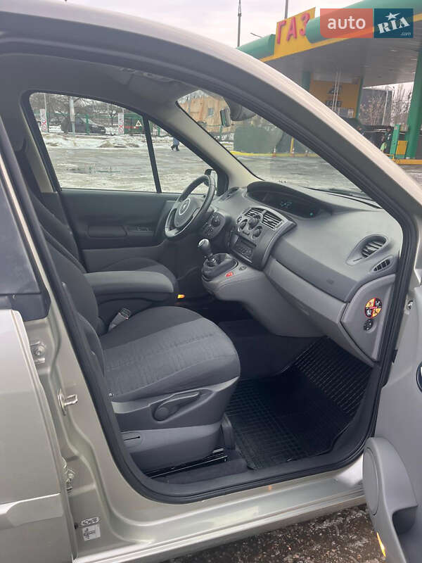 Минивэн Renault Scenic 2007 в Харькове