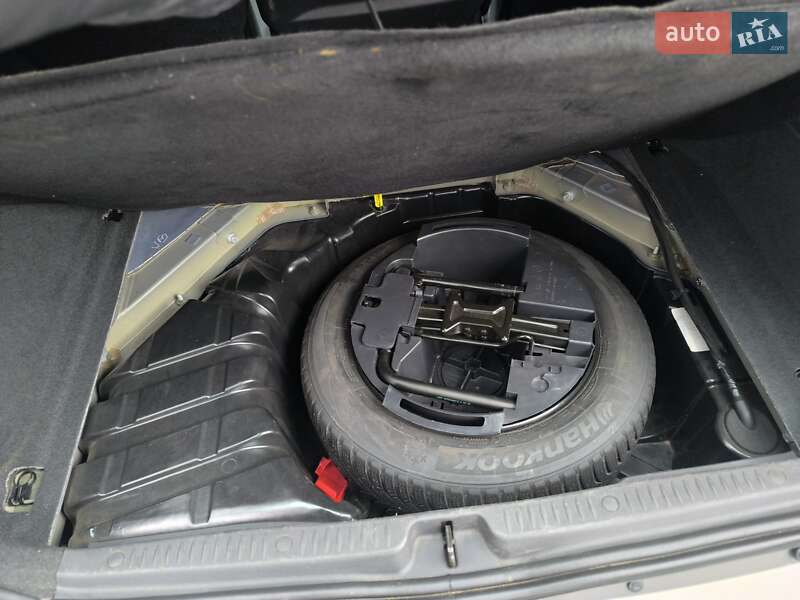 Минивэн Renault Scenic 2006 в Полтаве