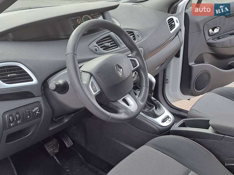 Мінівен Renault Scenic 2012 в Одесі фото 18 Мінівен Renault Scenic 2012 в Одесі