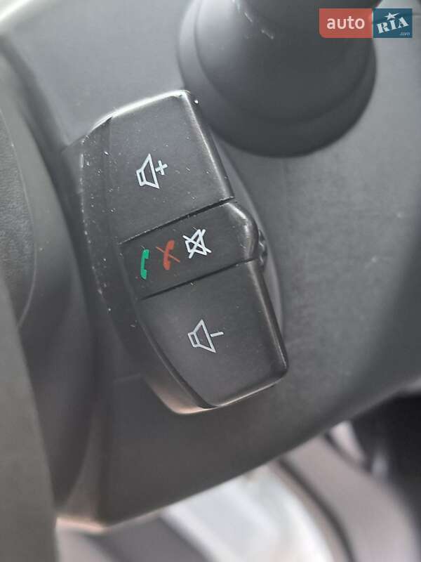 Мінівен Renault Scenic 2012 в Одесі фото 30 Мінівен Renault Scenic 2012 в Одесі