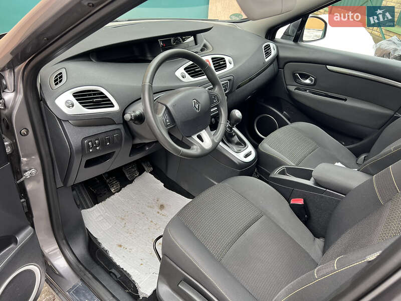 Минивэн Renault Scenic 2010 в Виннице