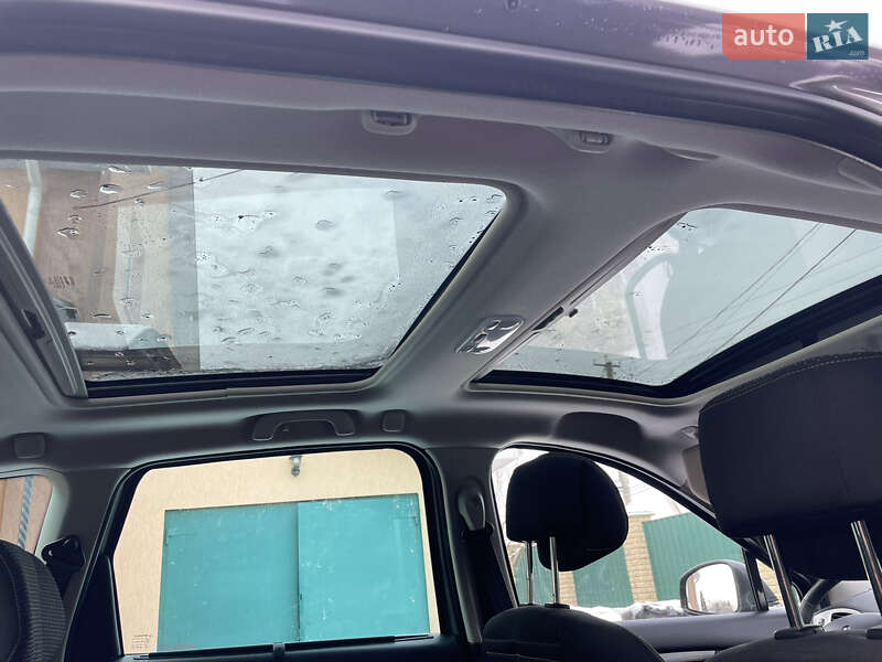 Минивэн Renault Scenic 2010 в Виннице