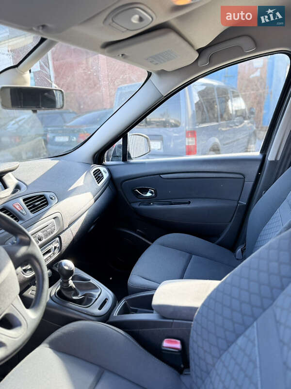 Минивэн Renault Scenic 2010 в Сумах фото 8 Минивэн Renault Scenic 2010 в Сумах