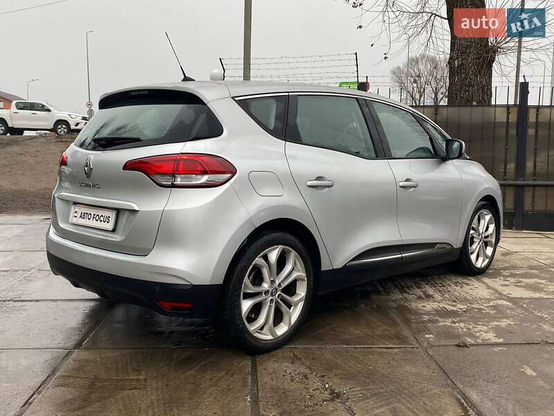 Минивэн Renault Scenic 2017 в Киеве