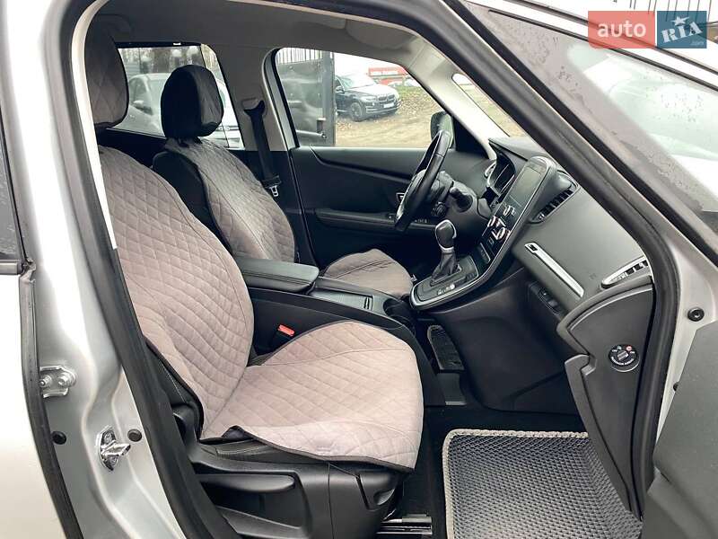 Минивэн Renault Scenic 2017 в Киеве