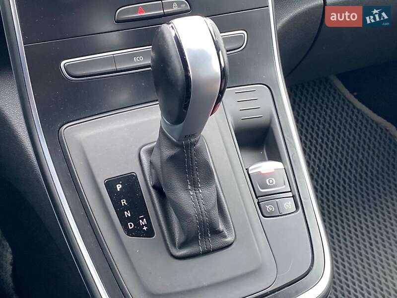 Минивэн Renault Scenic 2017 в Киеве