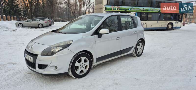 Минивэн Renault Scenic 2010 в Черкассах