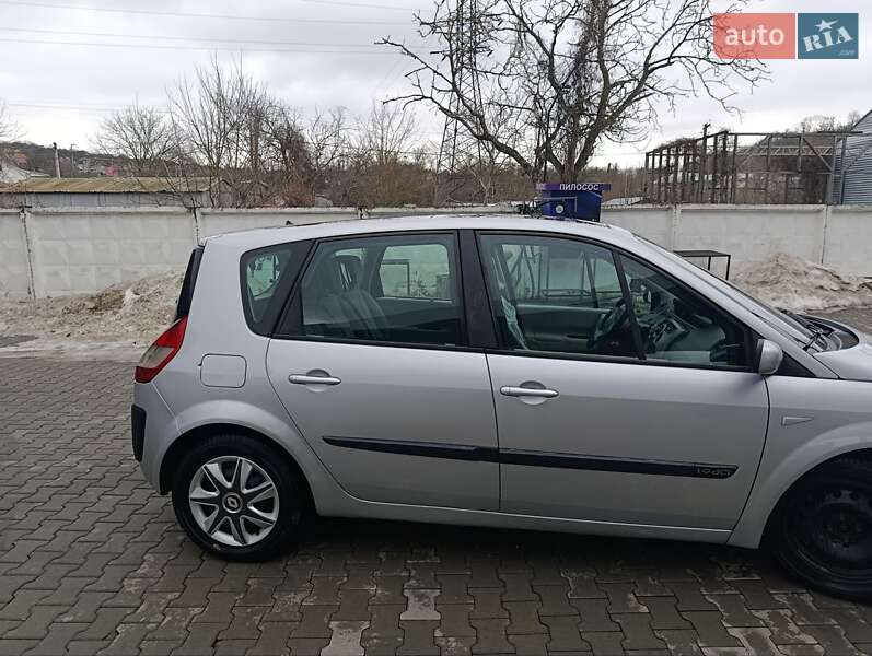 Мінівен Renault Scenic 2006 в Чернівцях