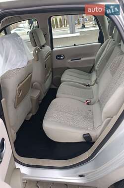 Мінівен Renault Scenic 2006 в Чернівцях