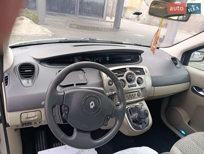 Мінівен Renault Scenic 2006 в Чернівцях