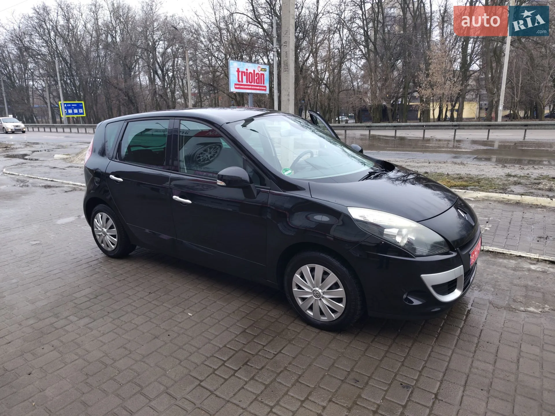 2010 Renault Scenic - мініатюра 3
