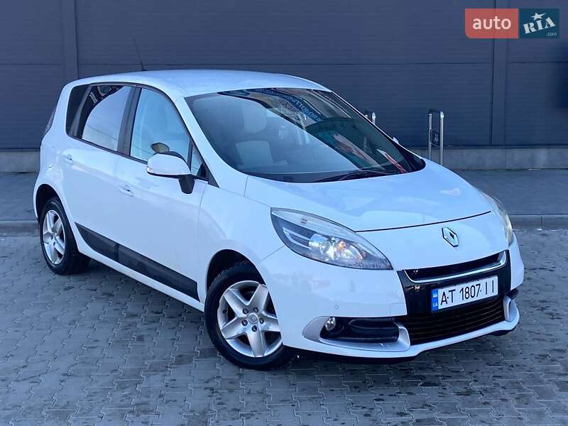 Renault Scenic 2012