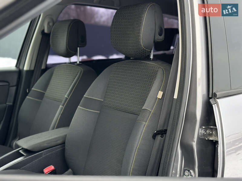 Минивэн Renault Scenic 2009 в Дрогобыче