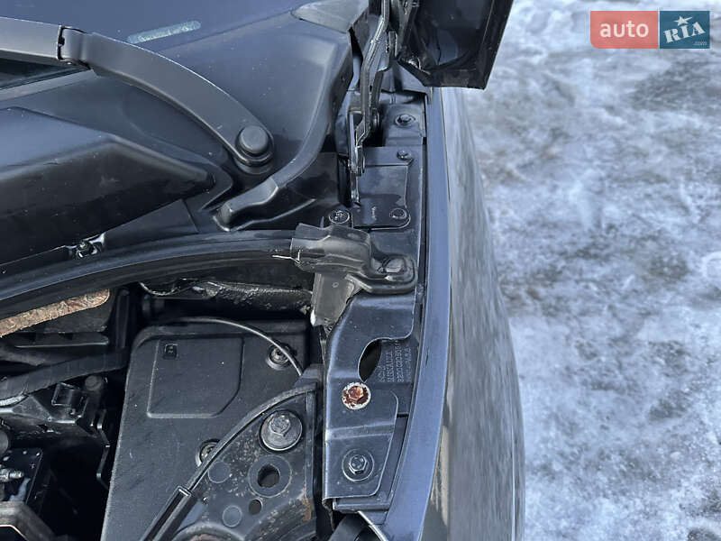 Минивэн Renault Scenic 2005 в Киеве