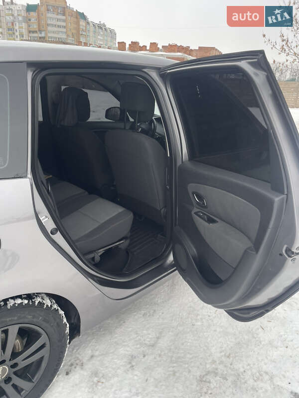 Минивэн Renault Scenic 2014 в Белогорье фото 19 Минивэн Renault Scenic 2014 в Белогорье