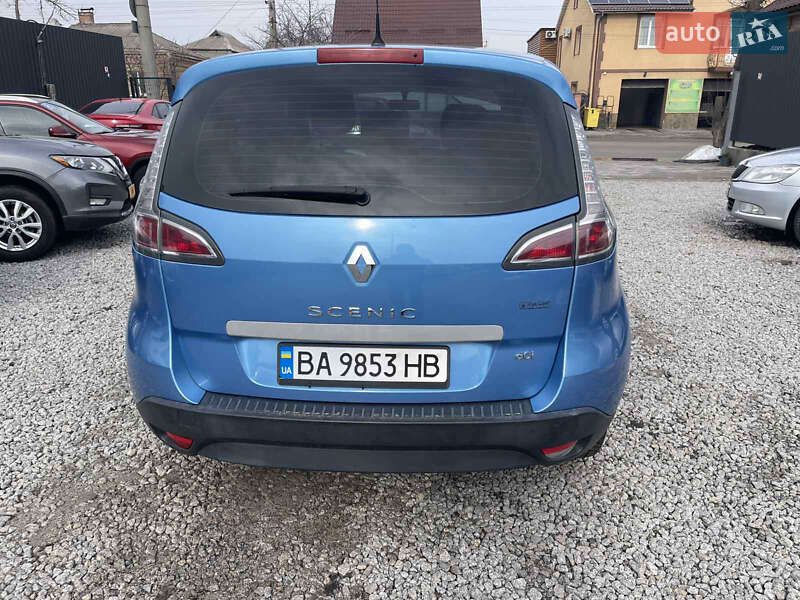 Минивэн Renault Scenic 2013 в Кропивницком