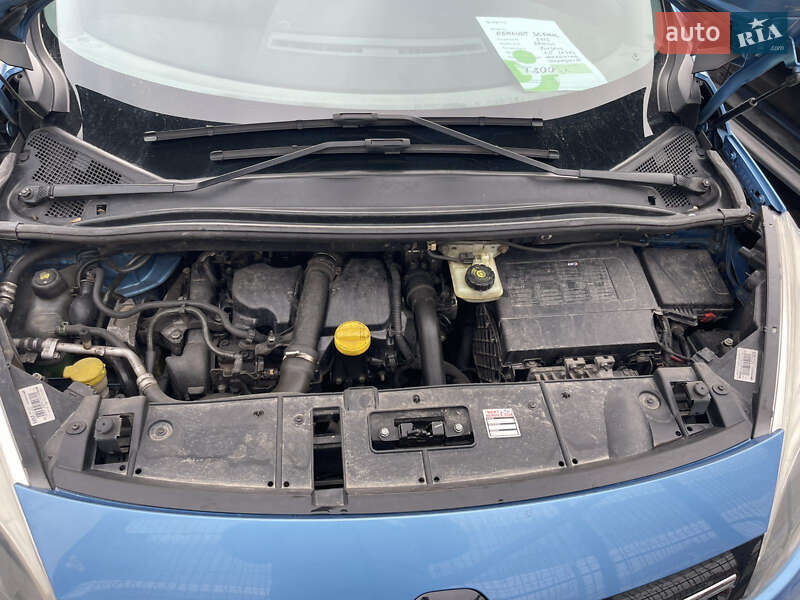 Минивэн Renault Scenic 2013 в Кропивницком