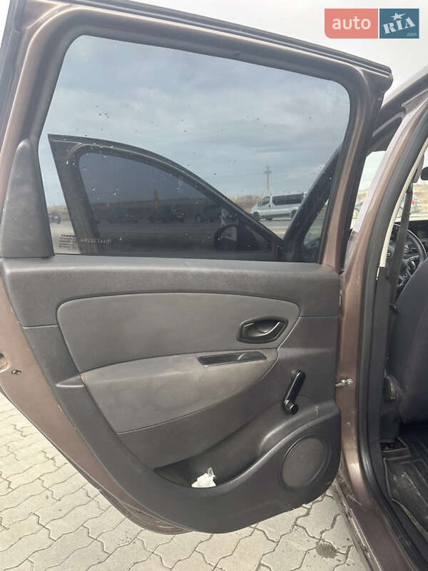 Минивэн Renault Scenic 2010 в Львове