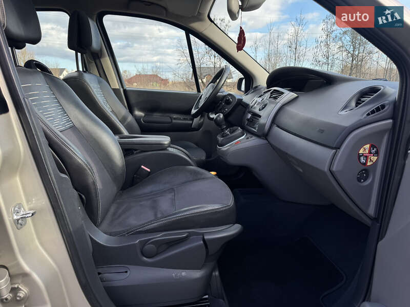 Минивэн Renault Scenic 2007 в Владимире