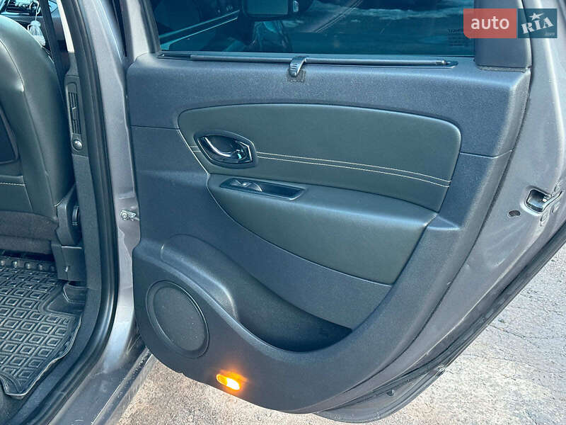 Минивэн Renault Scenic 2014 в Виннице