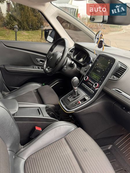 Минивэн Renault Scenic 2017 в Киеве