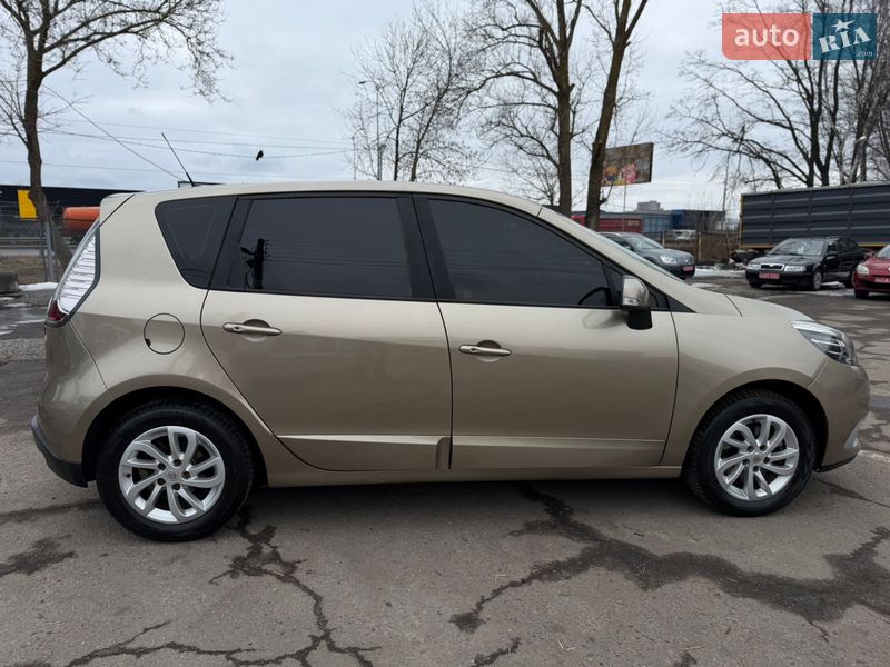 Минивэн Renault Scenic 2014 в Полтаве