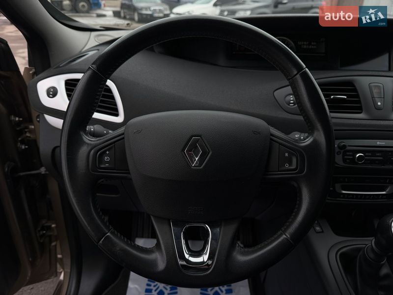 Минивэн Renault Scenic 2014 в Полтаве