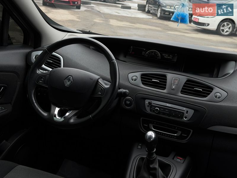 Минивэн Renault Scenic 2014 в Полтаве