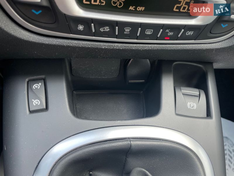 Мінівен Renault Scenic 2014 в Сумах