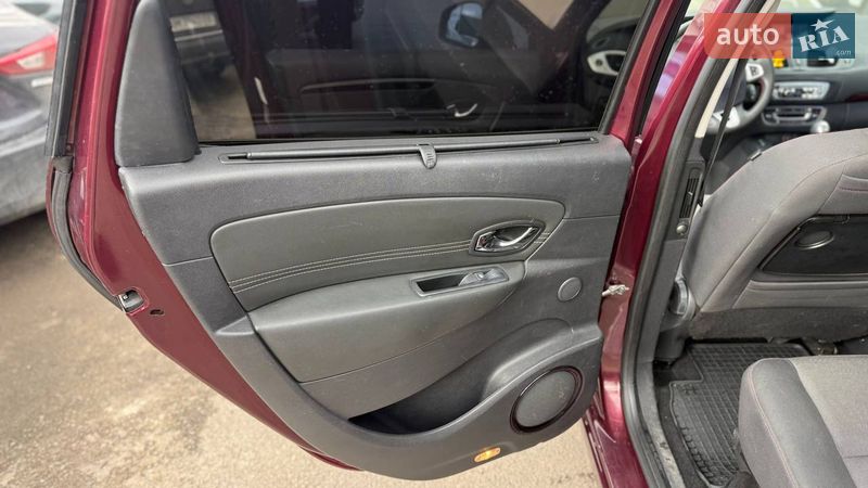 Минивэн Renault Scenic 2012 в Житомире