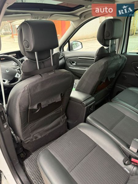 Минивэн Renault Scenic 2012 в Запорожье