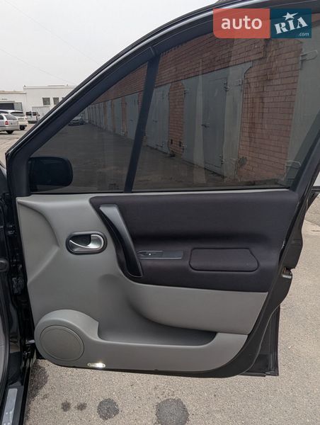 Минивэн Renault Scenic 2004 в Полтаве