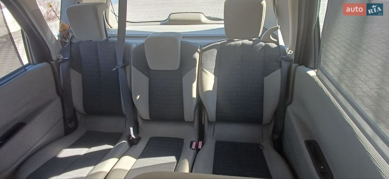 Минивэн Renault Scenic 2005 в Озерном