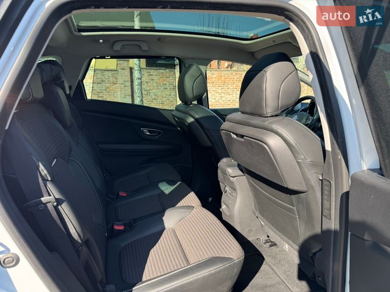 Минивэн Renault Scenic 2017 в Луцке