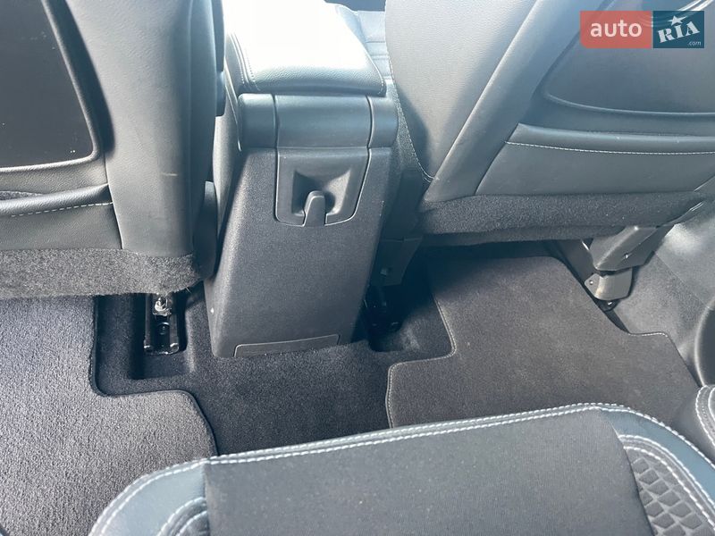 Минивэн Renault Scenic 2014 в Луцке