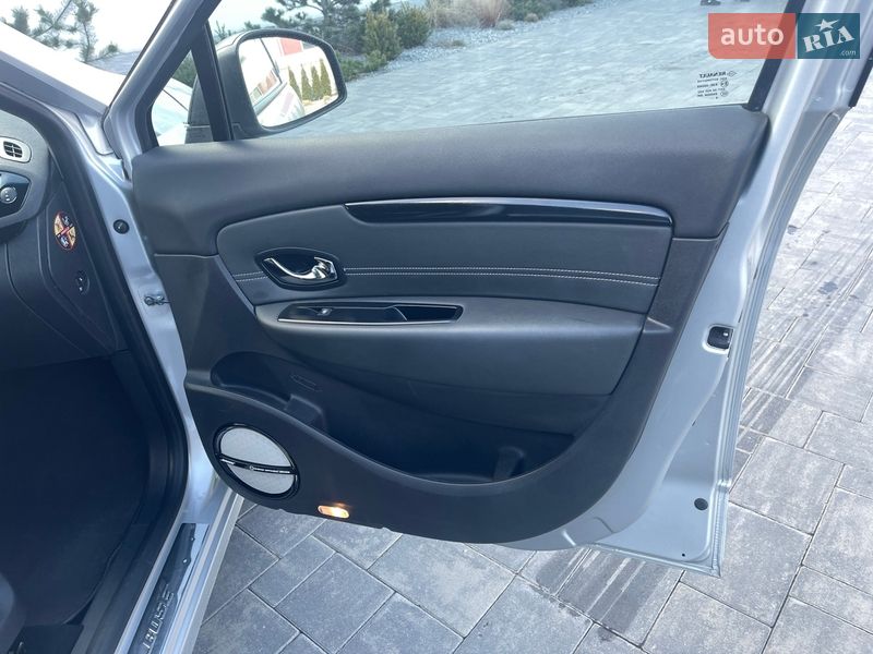 Минивэн Renault Scenic 2014 в Луцке